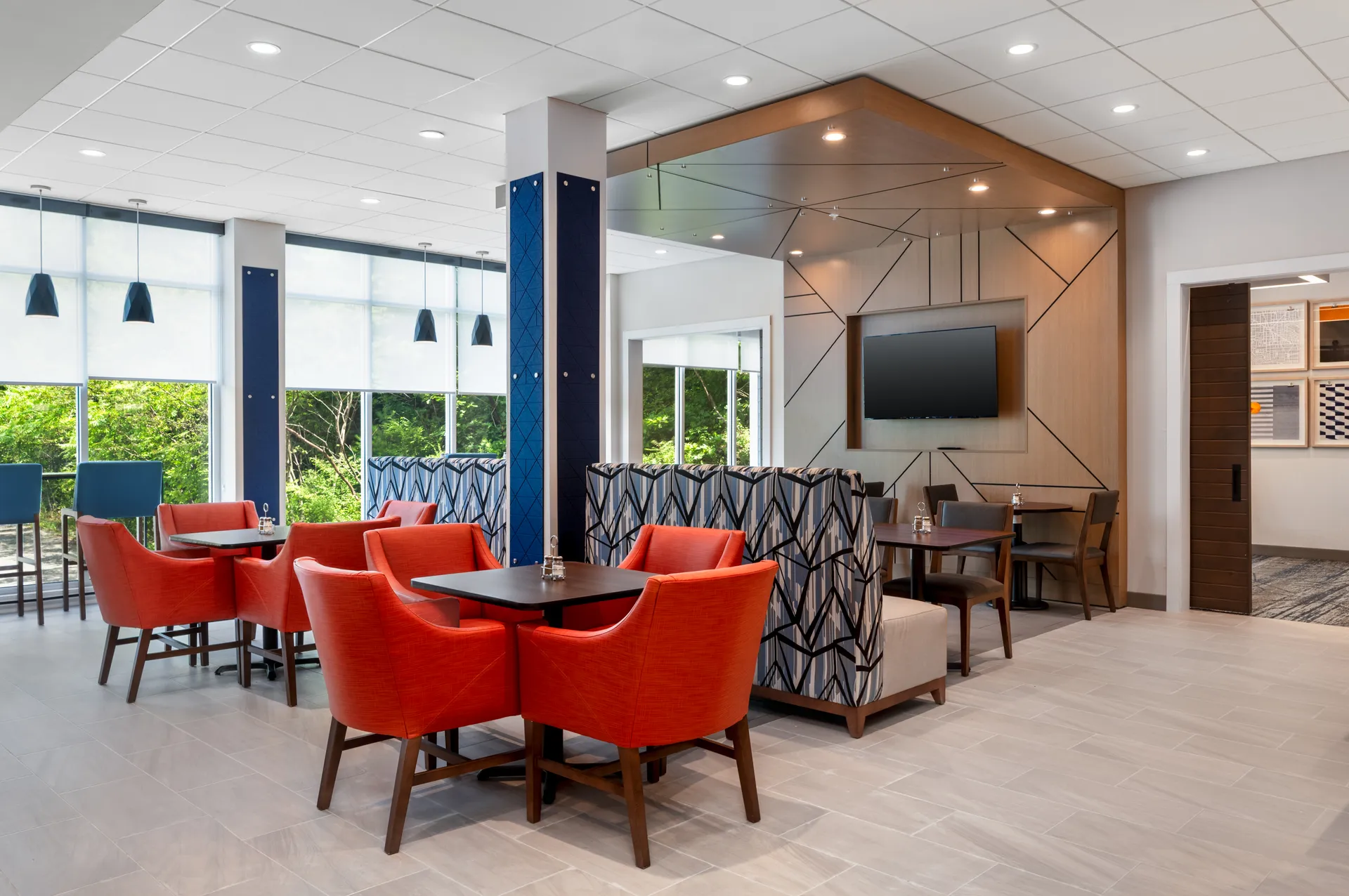 Holiday Inn Express & Suites Pittsfield Lenox-Berkshires